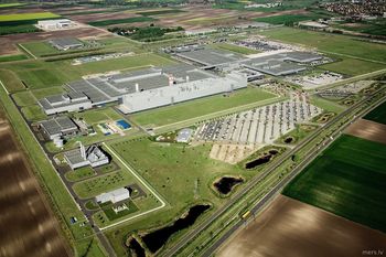 В Венгрии построят второй завод Mercedes: инвестиции на проект – миллиард евро